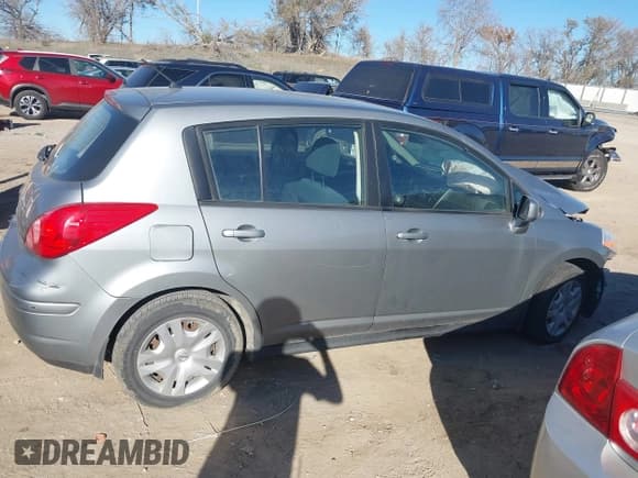 ✅ 2010 Nissan Versa SL • VIN: 3N1BC1CP4AL372995 • Lot: 43674224. Listed on IAAI with 110,540 mi. Free auction sales archive from the USA and detailed vehicle history report at DreamBid. Image 14.