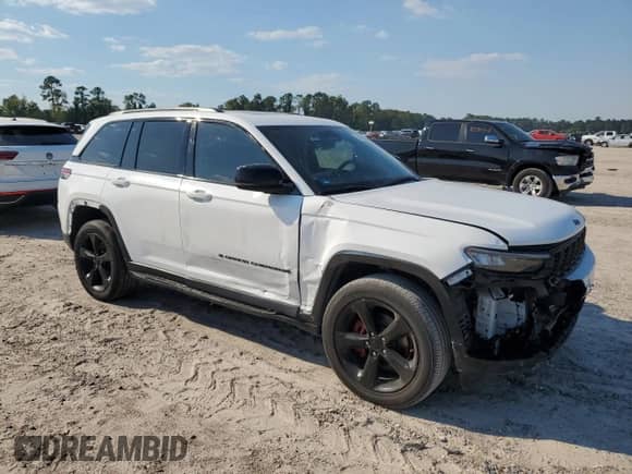 2022 Jeep Grand Cherokee Altitude с VIN 1C4RJGAGXN8586563, выставлен на аукционе Copart как лот 72616844 с пробегом 33 393 миль миль и Списание • Salvage title. История ставок и продаж доступна на DreamBid. Изображение 4.