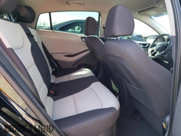 ✅ 2019 Hyundai Ioniq SEL • VIN: KMHC75LC7KU127847 • Lot: 49959985. Wystawiony na Copart z przebiegiem 112 104 mil. Bezpłatny archiwum sprzedaży aukcyjnych z USA i szczegółowy raport historii pojazdu na DreamBid. Zdjęcie 10.