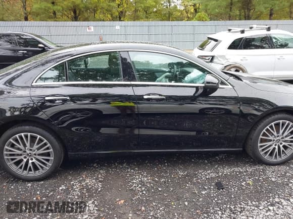 ✅ 2025 Mercedes-Benz CLA 250 • VIN: W1K5J4HB2SN506666 • Lot: 43408594. Wystawiony na IAAI z przebiegiem 5 949 mil. Bezpłatny archiwum sprzedaży aukcyjnych z USA i szczegółowy raport historii pojazdu na DreamBid. Zdjęcie 13.
