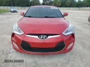 ✅ 2016 Hyundai Veloster • VIN: KMHTC6AD0GU299870 • Lot: 70583364. Wystawiony na Copart z przebiegiem 146 896 mil. Bezpłatny archiwum sprzedaży aukcyjnych z USA i szczegółowy raport historii pojazdu na DreamBid. Zdjęcie 5.