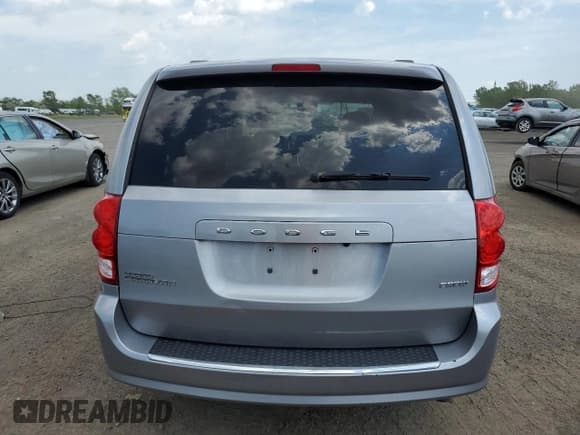✅ 2015 Dodge Grand Caravan Crew Plus • VIN: 2C4RDGDG0FR681898 • Lot: 61239035. Wystawiony na Copart z przebiegiem 78 581 mil. Bezpłatny archiwum sprzedaży aukcyjnych z USA i szczegółowy raport historii pojazdu na DreamBid. Zdjęcie 6.