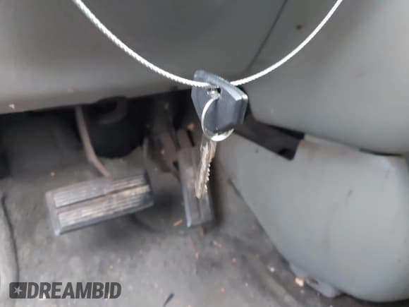 ✅ 1998 Dodge Caravan SE • VIN: 1B4GT44L5WB753714 • Lot: 43900515. Listed on IAAI with Not provided. Free auction sales archive from the USA and detailed vehicle history report at DreamBid. Image 11.