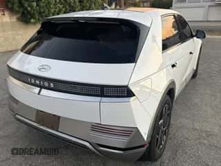 2023 Hyundai Ioniq 5 Limited z VIN KM8KR4AE7PU200744, wystawiony jako Copart lot #77503874 z przebiegiem 6 136 mil mil oraz Szkoda całkowita • Salvage title. Historia ofert i sprzedaży dostępna na DreamBid. Obrazek 4.