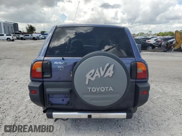 ✅ 1997 Toyota RAV4 • VIN: JT3GP10VXV7014812 • Lot: 85516705. Wystawiony na Copart z przebiegiem 102 789 mil. Bezpłatny archiwum sprzedaży aukcyjnych z USA i szczegółowy raport historii pojazdu na DreamBid. Zdjęcie 6.