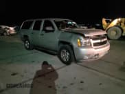 ✅ 2009 Chevrolet Suburban LS • VIN: 1GNFC16J99R188878 • Лот: 81380554. Опубликован ранее на Copart с пробегом 222 975 миль. Бесплатный доступ к архиву аукционных продаж из США и подробный отчёт об истории автомобиля на DreamBid. Изображение 12.