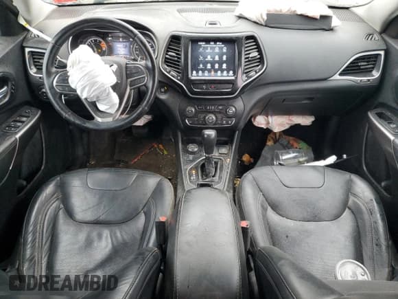 ✅ 2019 Jeep Cherokee Limited • VIN: 1C4PJMDX7KD463839 • Lot: 82404485. Listed on Copart with 132,968 mi. Free auction sales archive from the USA and detailed vehicle history report at DreamBid. Image 8.