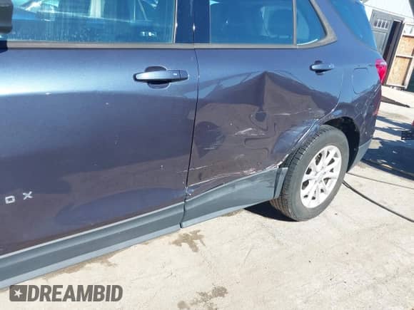 2018 Chevrolet Equinox LS с VIN 3GNAXREVXJL135247, выставлен на аукционе IAAI как лот 43497687 с пробегом 120 923 миль миль и . История ставок и продаж доступна на DreamBid. Изображение 6.