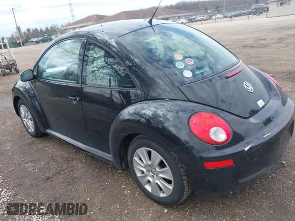 ✅ 2010 Volkswagen Beetle • VIN: 3VWPW3AG6AM021330 • Лот: 42094872. Опубликован ранее на IAAI с пробегом 124 908 миль. Бесплатный доступ к архиву аукционных продаж из США и подробный отчёт об истории автомобиля на DreamBid. Изображение 3.