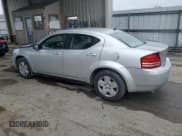 ✅ 2008 Dodge Avenger SE • VIN: 1B3LC46K38N631488 • Лот: 82008984. Опубликован ранее на Copart с пробегом 105 427 миль. Бесплатный доступ к архиву аукционных продаж из США и подробный отчёт об истории автомобиля на DreamBid. Изображение 2.