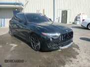✅ 2017 Maserati Levante S • VIN: ZN661YUL7HX216066 • Лот: 80092105. Опубликован ранее на Copart с пробегом Не указан. Бесплатный доступ к архиву аукционных продаж из США и подробный отчёт об истории автомобиля на DreamBid. Изображение 13.