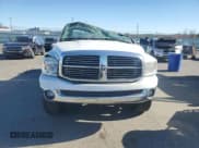 ✅ 2008 Dodge 1500 SLT • VIN: 1D7HU18298S576095 • Lot: 91108675. Wystawiony na Copart z przebiegiem 368 599 mil. Bezpłatny archiwum sprzedaży aukcyjnych z USA i szczegółowy raport historii pojazdu na DreamBid. Zdjęcie 5.
