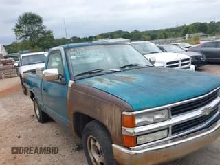 ✅ 1993 Chevrolet Silverado 1500 • VIN: 1GCDC14K2PZ109303 • Lot: 43337672. Wystawiony na IAAI z przebiegiem 294 801 mil. Bezpłatny archiwum sprzedaży aukcyjnych z USA i szczegółowy raport historii pojazdu na DreamBid. Zdjęcie 1.