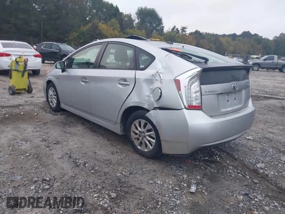 ✅ 2013 Toyota Prius • VIN: JTDKN3DP7D3039076 • Lot: 43375854. Wystawiony na IAAI z przebiegiem 219 633 mil. Bezpłatny archiwum sprzedaży aukcyjnych z USA i szczegółowy raport historii pojazdu na DreamBid. Zdjęcie 3.