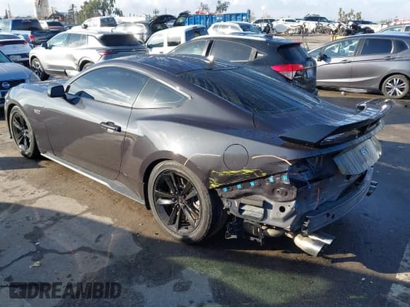 ✅ 2024 Ford Mustang GT Premium • VIN: 1FA6P8CF8R5424665 • Лот: 43723597. Опубликован ранее на IAAI с пробегом 25 022 миль. Бесплатный доступ к архиву аукционных продаж из США и подробный отчёт об истории автомобиля на DreamBid. Изображение 3.