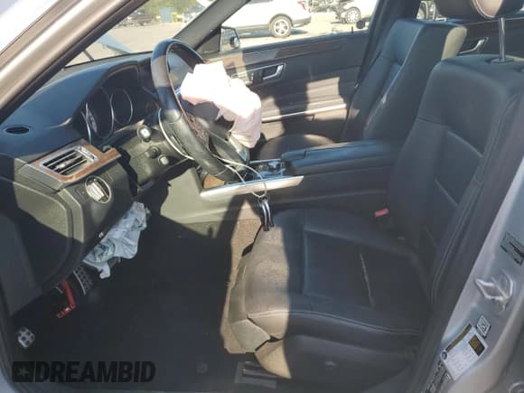 ✅ 2014 Mercedes-Benz E 350 Sport • VIN: WDDHF8JB4EB005915 • Lot: 86712785. Listed on Copart with 105,042 mi. Free auction sales archive from the USA and detailed vehicle history report at DreamBid. Image 7.