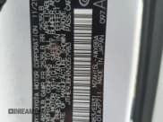 ✅ 2022 Lexus UX 250h F Sport • VIN: JTHE9JBHXN2057983 • Лот: 46143515. Опубликован ранее на Copart с пробегом 27 367 миль. Бесплатный доступ к архиву аукционных продаж из США и подробный отчёт об истории автомобиля на DreamBid. Изображение 12.