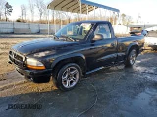 ✅ 2003 Dodge Dakota R/T • VIN: 1D7FL76Z53S266631 • Lot: 87503565. Wystawiony na Copart z przebiegiem 193 092 mil. Bezpłatny archiwum sprzedaży aukcyjnych z USA i szczegółowy raport historii pojazdu na DreamBid. Zdjęcie 1.