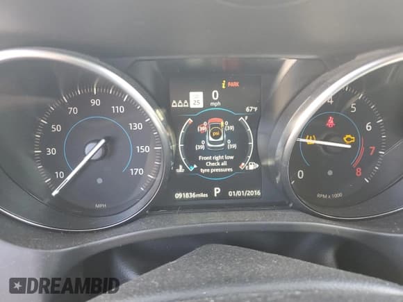 ✅ 2020 Jaguar F-Pace 30t Prestige • VIN: SADCK2GX1LA635026 • Lot: 87483055. Listed on Copart with 91,836 mi. Free auction sales archive from the USA and detailed vehicle history report at DreamBid. Image 9.