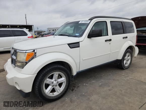 ✅ 2007 Dodge Nitro SLT • VIN: 1D8GT58K57W718953 • Lot: 90119395. Wystawiony na Copart z przebiegiem 163 241 mil. Bezpłatny archiwum sprzedaży aukcyjnych z USA i szczegółowy raport historii pojazdu na DreamBid. Zdjęcie 1.