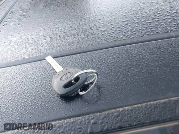 ✅ 2006 Hyundai Azera SE • VIN: KMHFC46F66A104303 • Лот: 42730100. Размещён на IAAI с пробегом 205 861 миль миль. Получите бесплатный доступ к архиву аукционных продаж из США и посмотрите подробный отчёт об истории автомобиля на DreamBid. Изображение 11.