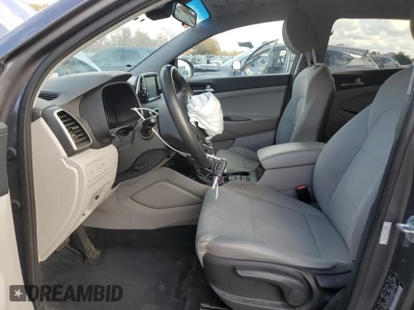 ✅ 2020 Hyundai Tucson SE • VIN: KM8J23A44LU178620 • Lot: 90941625. Listed on Copart with 120,295 mi. Free auction sales archive from the USA and detailed vehicle history report at DreamBid. Image 7.