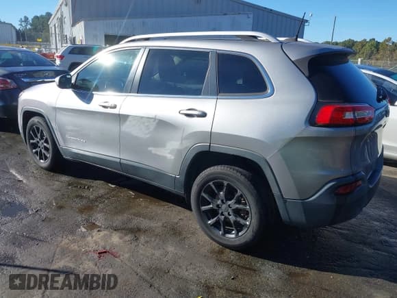 ✅ 2016 Jeep Cherokee Latitude • VIN: 1C4PJLCB2GW376832 • Lot: 43470329. Wystawiony na IAAI z przebiegiem 154 748 mil. Bezpłatny archiwum sprzedaży aukcyjnych z USA i szczegółowy raport historii pojazdu na DreamBid. Zdjęcie 3.