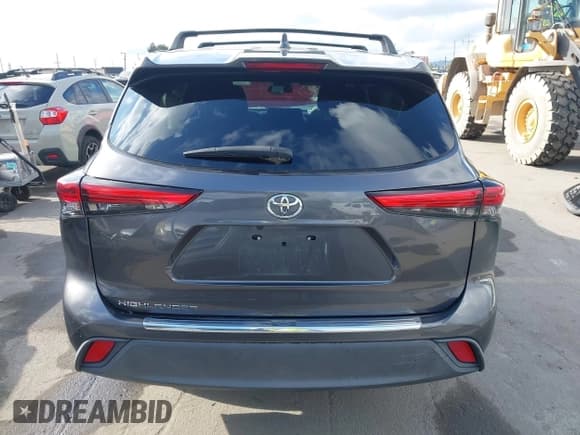 ✅ 2020 Toyota Highlander L • VIN: 5TDCZRAH1LS012736 • Lot: 43183922. Wystawiony na IAAI z przebiegiem 73 487 mil. Bezpłatny archiwum sprzedaży aukcyjnych z USA i szczegółowy raport historii pojazdu na DreamBid. Zdjęcie 17.