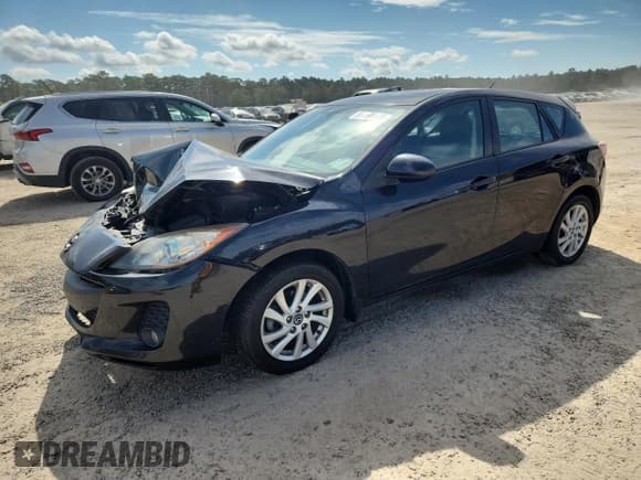 ✅ 2013 Mazda 3 i Touring • VIN: JM1BL1L77D1708065 • Лот: 84194035. Опубликован ранее на Copart с пробегом 196 222 миль. Бесплатный доступ к архиву аукционных продаж из США и подробный отчёт об истории автомобиля на DreamBid. Изображение 1.
