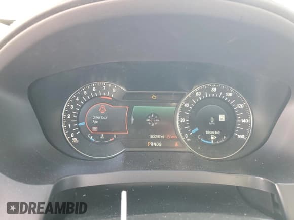 ✅ 2016 Ford Explorer Platinum • VIN: 1FM5K8HT9GGB49789 • Lot: 85557485. Wystawiony na Copart z przebiegiem 183 297 mil. Bezpłatny archiwum sprzedaży aukcyjnych z USA i szczegółowy raport historii pojazdu na DreamBid. Zdjęcie 9.