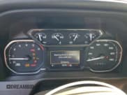 ✅ 2022 GMC Sierra 1500 SLT • VIN: 3GTU9DEL6NG219100 • Лот: 86898475. Опубликован ранее на Copart с пробегом 58 295 миль. Бесплатный доступ к архиву аукционных продаж из США и подробный отчёт об истории автомобиля на DreamBid. Изображение 9.