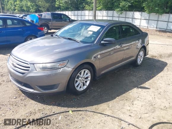 ✅ 2014 Ford Taurus SE • VIN: 1FAHP2D93EG149431 • Lot: 42324800. Listed on IAAI with 218,668 mi. Free auction sales archive from the USA and detailed vehicle history report at DreamBid. Image 2.