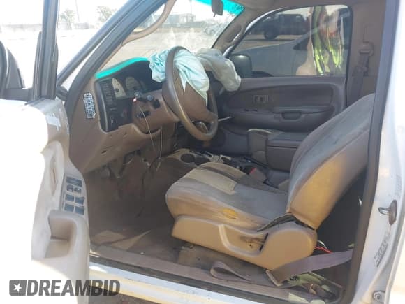 ✅ 2002 Toyota Tacoma PreRunner • VIN: 5TEGN92N12Z898950 • Lot: 43078464. Listed on IAAI with 265,021 mi. Free auction sales archive from the USA and detailed vehicle history report at DreamBid. Image 5.