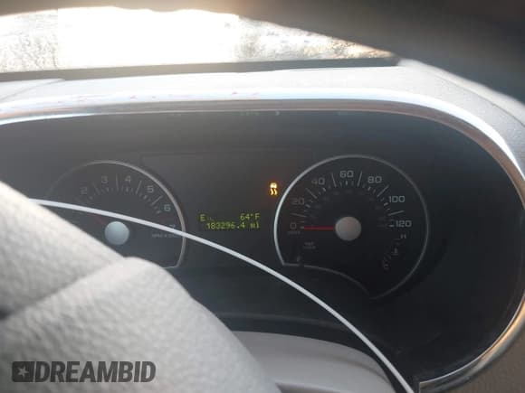 ✅ 2006 Ford Explorer XLT • VIN: 1FMEU63E66ZA02002 • Lot: 43440915. Listed on IAAI with 183,296 mi. Free auction sales archive from the USA and detailed vehicle history report at DreamBid. Image 7.