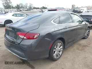 ✅ 2015 Chrysler 200 Limited • VIN: 1C3CCCAB2FN723791 • Лот: 43663911. Опубликован ранее на IAAI с пробегом 153 127 миль. Бесплатный доступ к архиву аукционных продаж из США и подробный отчёт об истории автомобиля на DreamBid. Изображение 4.