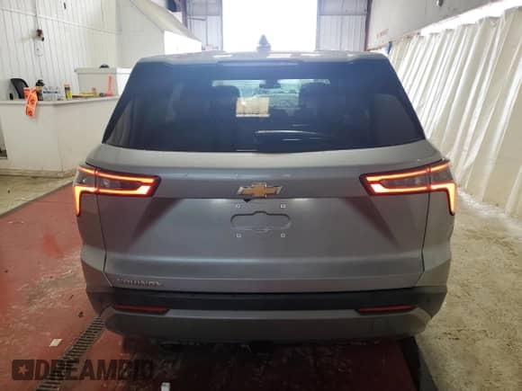 2025 Chevrolet Equinox FWD LT с VIN 3GNAXHEG2SL227000, выставлен на аукционе Copart как лот 61076925 с пробегом 5 300 миль миль и Чистый • Clean title. История ставок и продаж доступна на DreamBid. Изображение 6.