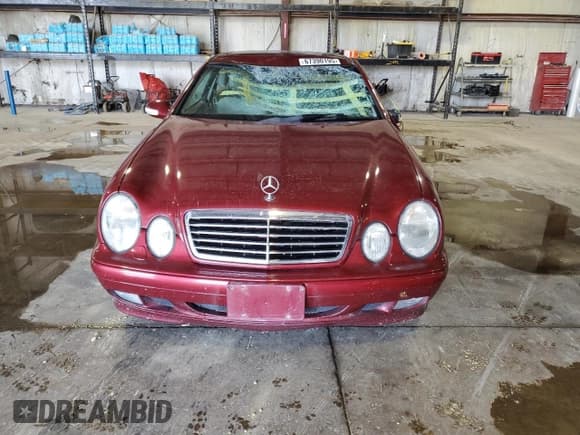 ✅ 2002 Mercedes-Benz CLK 320/430 • VIN: WDBLJ65G02T127382 • Lot: 67390195. Listed on Copart with 120,229 mi. Free auction sales archive from the USA and detailed vehicle history report at DreamBid. Image 5.