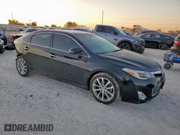 ✅ 2015 Toyota Avalon Limited • VIN: 4T1BK1EB5FU164991 • Lot: 86184865. Wystawiony na Copart z przebiegiem 103 796 mil. Bezpłatny archiwum sprzedaży aukcyjnych z USA i szczegółowy raport historii pojazdu na DreamBid. Zdjęcie 4.
