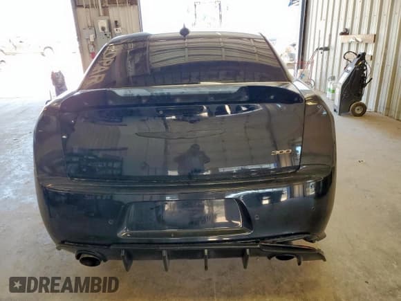 ✅ 2017 Chrysler 300 S Alloy Edition • VIN: 2C3CCABG8HH506126 • Lot: 67629715. Listed on Copart with 99,562 mi. Free auction sales archive from the USA and detailed vehicle history report at DreamBid. Image 6.