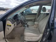 ✅ 2008 Hyundai Sonata SE • VIN: 5NPEU46C28H335522 • Лот: 62860814. Опубликован ранее на Copart с пробегом Не указан. Бесплатный доступ к архиву аукционных продаж из США и подробный отчёт об истории автомобиля на DreamBid. Изображение 7.