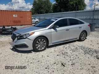 ✅ 2016 Hyundai Sonata Limited • VIN: 5NPE34AF8GH370715 • Lot: 84225075. Wystawiony na Copart z przebiegiem 121 638 mil. Bezpłatny archiwum sprzedaży aukcyjnych z USA i szczegółowy raport historii pojazdu na DreamBid. Zdjęcie 1.