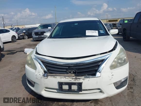 ✅ 2015 Nissan Altima S • VIN: 1N4AL3AP5FC282142 • Lot: 43530058. Wystawiony na IAAI z przebiegiem 180 416 mil. Bezpłatny archiwum sprzedaży aukcyjnych z USA i szczegółowy raport historii pojazdu na DreamBid. Zdjęcie 12.