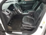 ✅ 2013 Ford Explorer Limited • VIN: 1FM5K8F87DGA17172 • Lot: 89724675. Wystawiony na Copart z przebiegiem 160 412 mil. Bezpłatny archiwum sprzedaży aukcyjnych z USA i szczegółowy raport historii pojazdu na DreamBid. Zdjęcie 7.