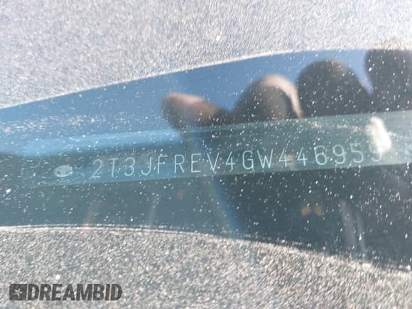 ✅ 2016 Toyota RAV4 SE • VIN: 2T3JFREV4GW446959 • Lot: 41237329. Wystawiony na IAAI z przebiegiem 66 757 mil. Bezpłatny archiwum sprzedaży aukcyjnych z USA i szczegółowy raport historii pojazdu na DreamBid. Zdjęcie 9.