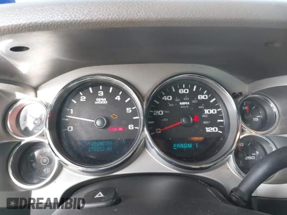 ✅ 2007 Chevrolet Silverado 2500HD Work Truck • VIN: 1GCHC29K27E547469 • Лот: 42602589. Опубликован ранее на IAAI с пробегом 276 557 миль. Бесплатный доступ к архиву аукционных продаж из США и подробный отчёт об истории автомобиля на DreamBid. Изображение 7.