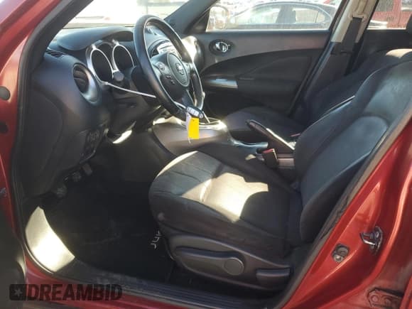 ✅ 2012 Nissan Juke SV • VIN: JN8AF5MRXCT106326 • Lot: 89840815. Wystawiony na Copart z przebiegiem 238 600 mil. Bezpłatny archiwum sprzedaży aukcyjnych z USA i szczegółowy raport historii pojazdu na DreamBid. Zdjęcie 7.