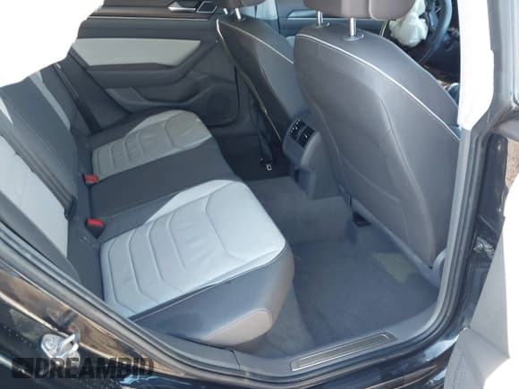 ✅ 2020 Volkswagen Arteon SEL • VIN: WVWCR7AN4LE014559 • Лот: 40881679. Опубликован ранее на IAAI с пробегом 49 569 миль. Бесплатный доступ к архиву аукционных продаж из США и подробный отчёт об истории автомобиля на DreamBid. Изображение 8.