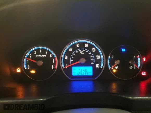 ✅ 2009 Hyundai Santa Fe Limited • VIN: 5NMSH73E19H283409 • Lot: 83076924. Listed on Copart with 129,632 mi. Free auction sales archive from the USA and detailed vehicle history report at DreamBid. Image 9.