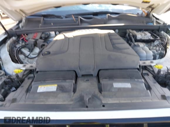 ✅ 2022 Audi Q7 Premium Plus • VIN: WA1LJBF75ND018515 • Lot: 41413527. Listed on IAAI with 62,123 mi. Free auction sales archive from the USA and detailed vehicle history report at DreamBid. Image 10.