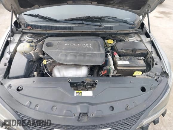 ✅ 2015 Chrysler 200 S • VIN: 1C3CCCBB6FN584960 • Лот: 43398259. Опубликован ранее на IAAI с пробегом 185 497 миль. Бесплатный доступ к архиву аукционных продаж из США и подробный отчёт об истории автомобиля на DreamBid. Изображение 10.